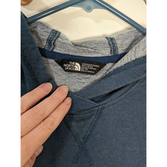 The North Face Blue Hi-Lo Hooded Sweatshirt - Size XS - Picture 3 of 7